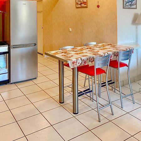 Beautiful Apartment In La Bourboule With Kitchen Le Mont-Dore Buitenkant foto